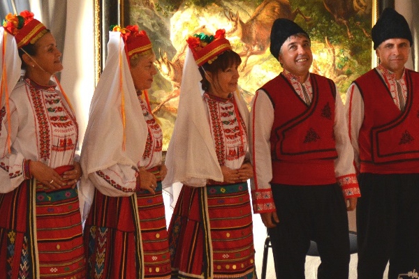 Hráme Coburgovi i Vám ...