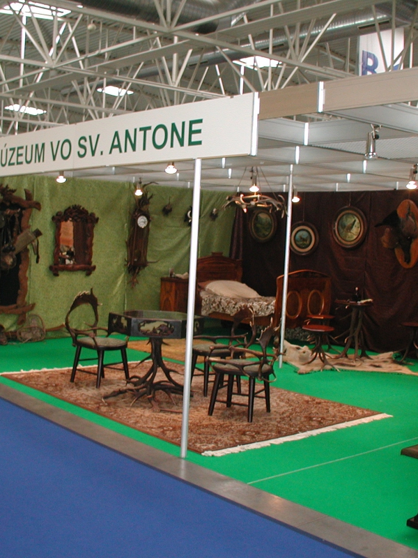  POĽOVNÍCTVO A PRÍRODA Bratislava 2011